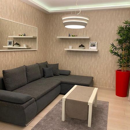 Parizsi Udvar I. Apartment Дебрецен Екстер'єр фото